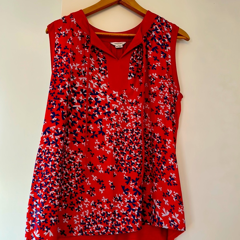 Women’s sweetGREY medium sleeveless blouse with front tie.